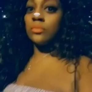 Meet your Posher, Farrah